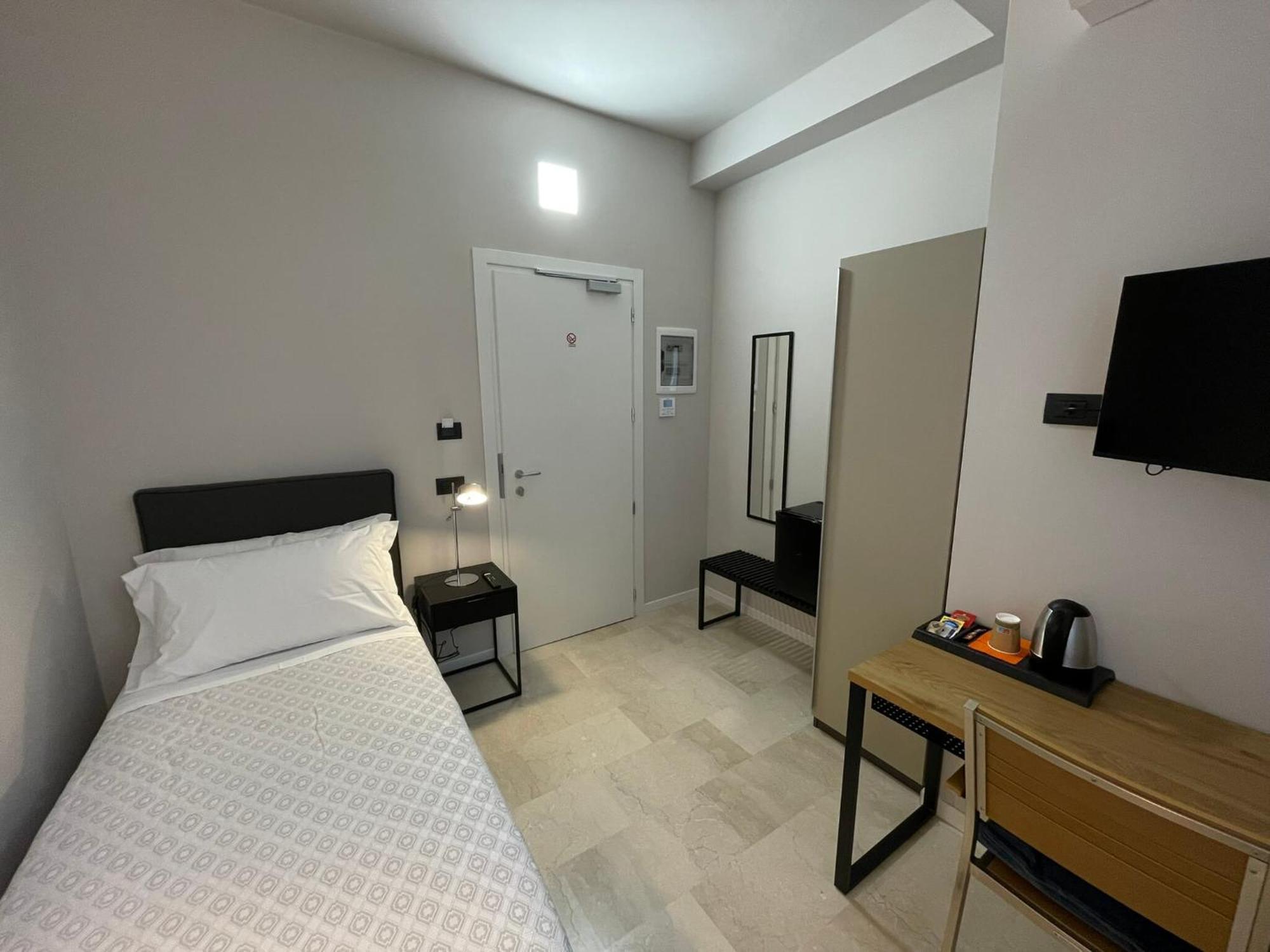 La Galleria Lodge Парма Екстериор снимка