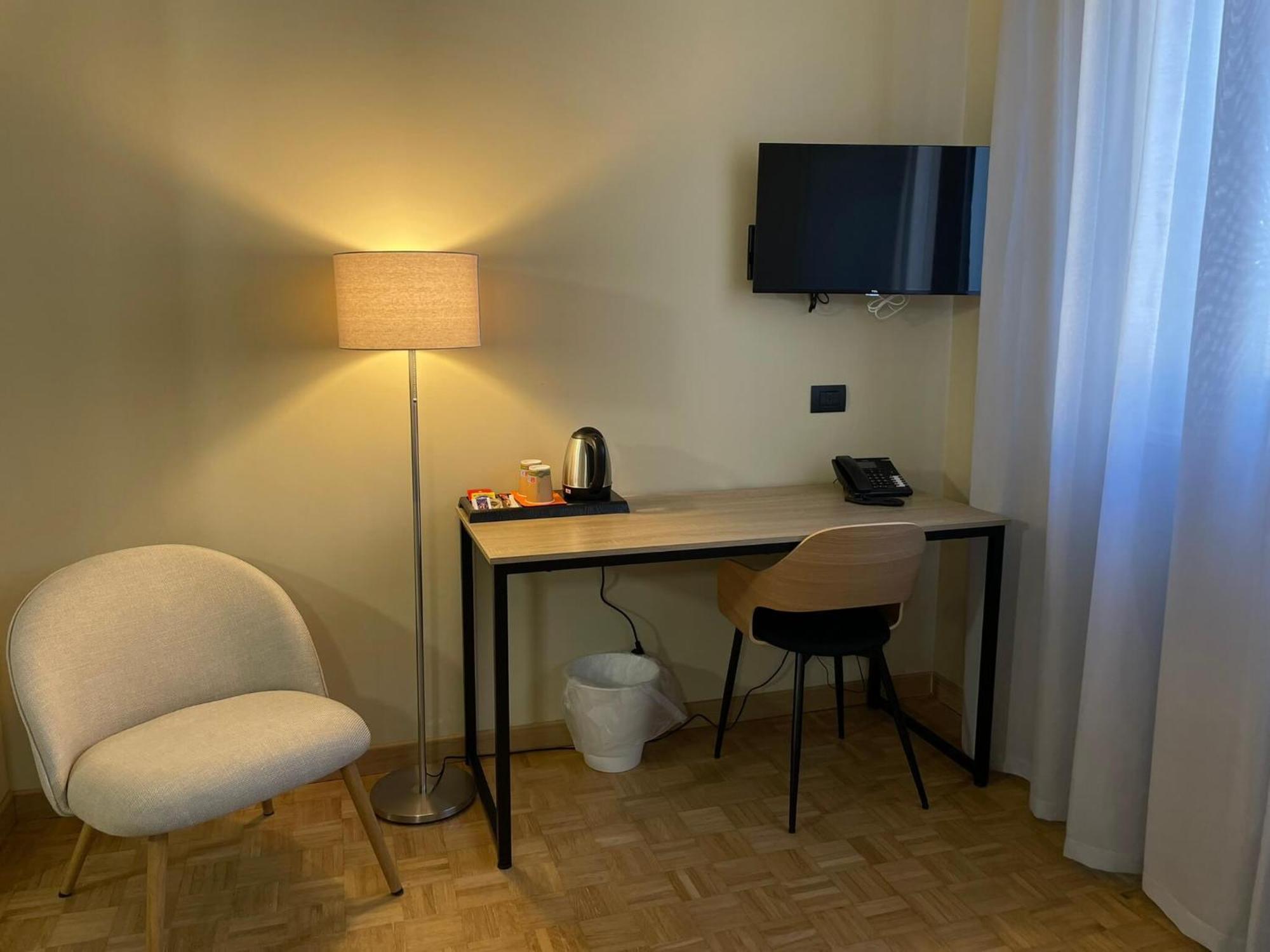 La Galleria Lodge Парма Екстериор снимка