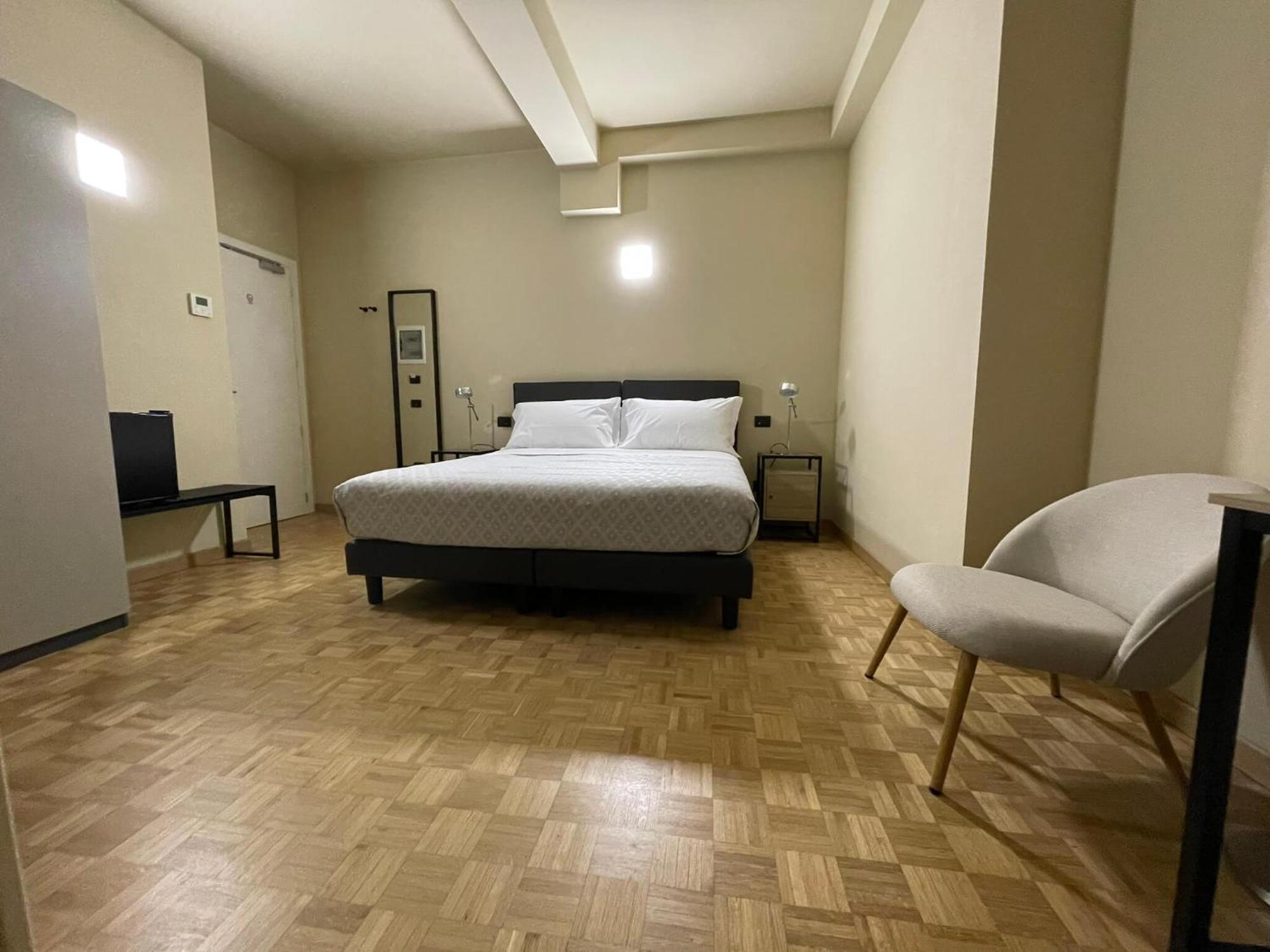 La Galleria Lodge Парма Екстериор снимка