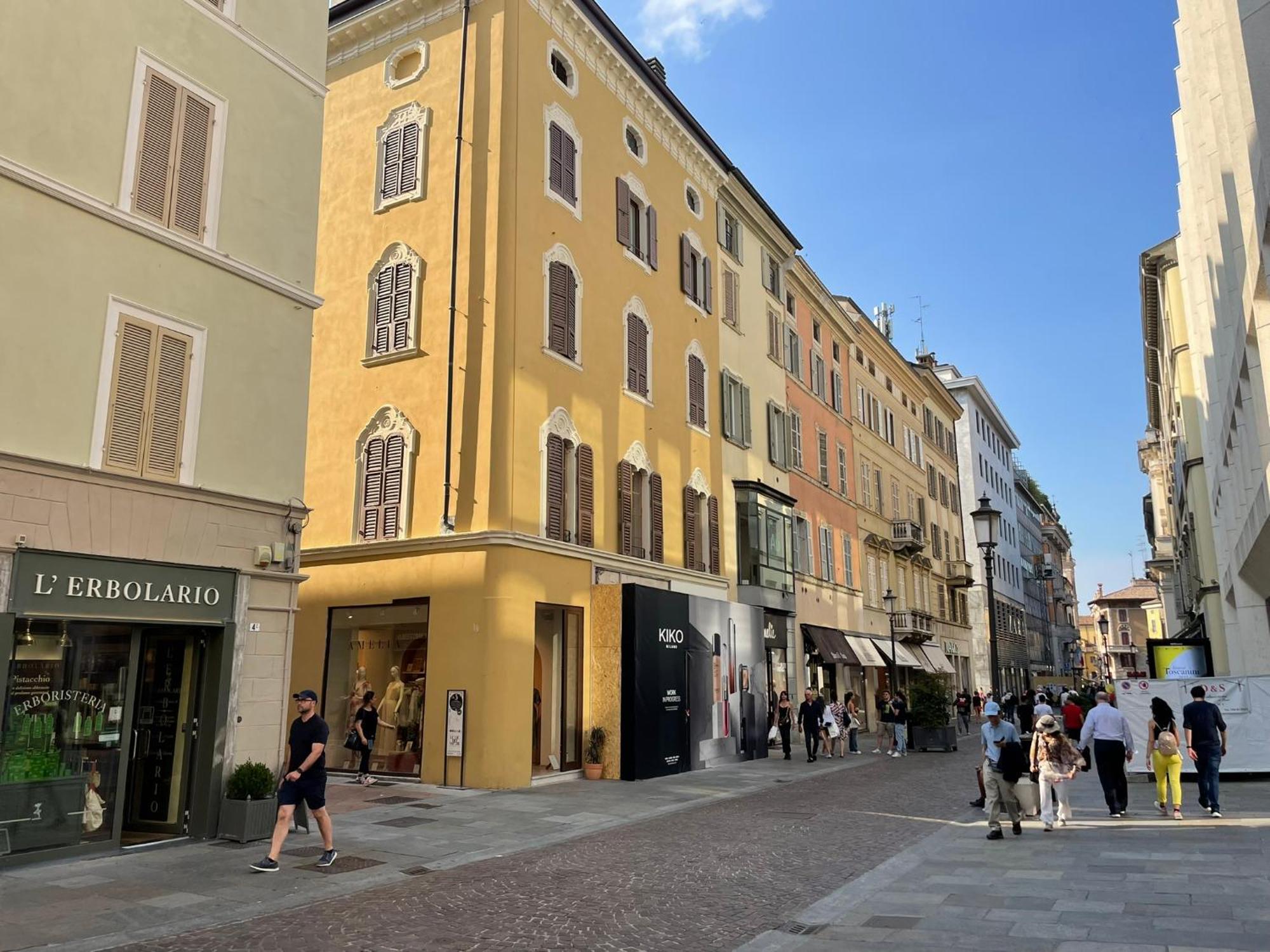 La Galleria Lodge Парма Екстериор снимка